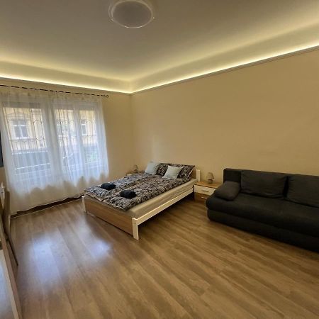 Albi Apartman Сегед Экстерьер фото