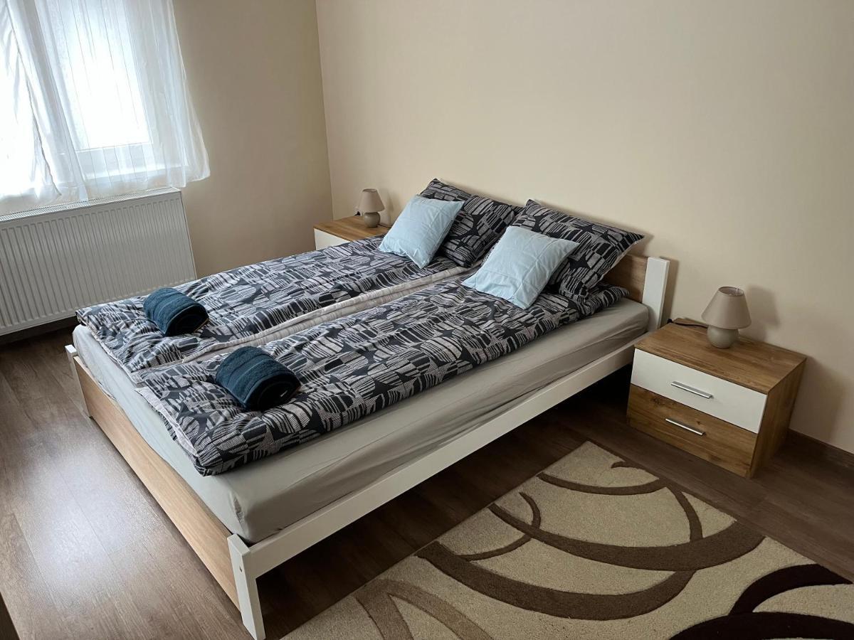 Albi Apartman Сегед Экстерьер фото