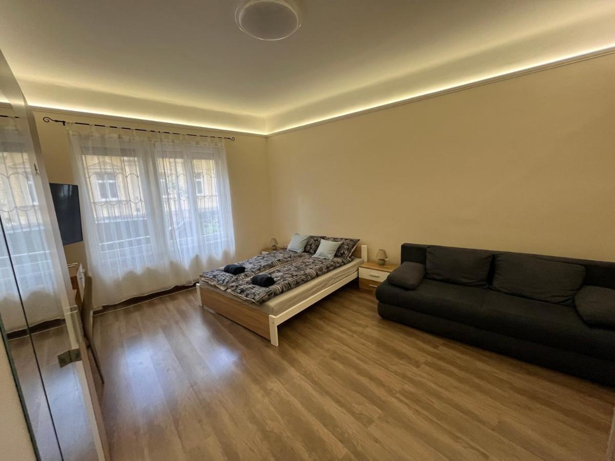 Albi Apartman Сегед Экстерьер фото