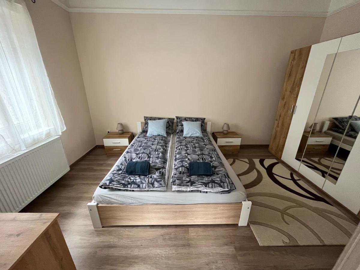 Albi Apartman Сегед Экстерьер фото