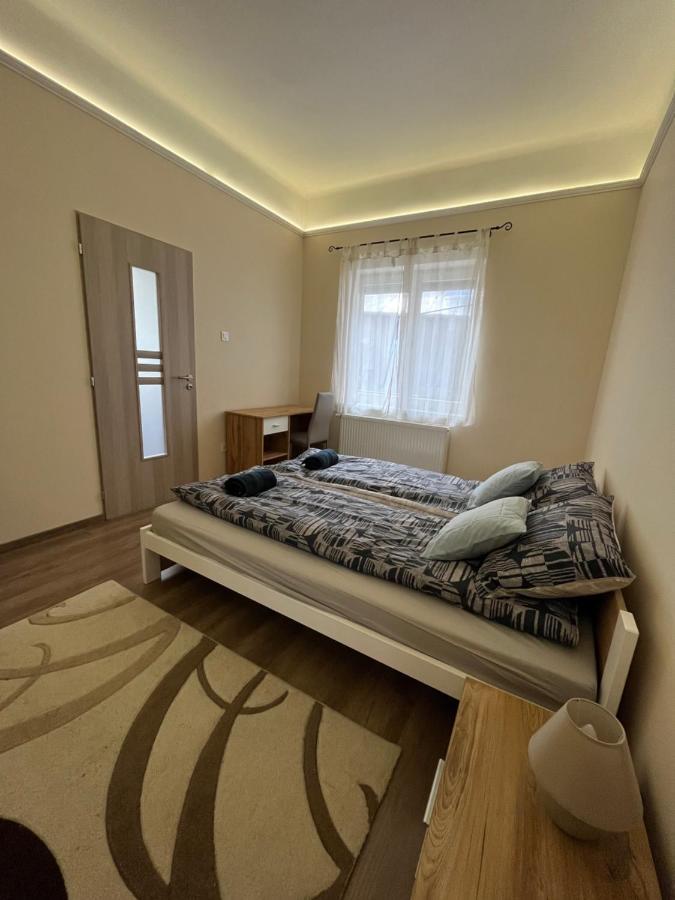 Albi Apartman Сегед Экстерьер фото