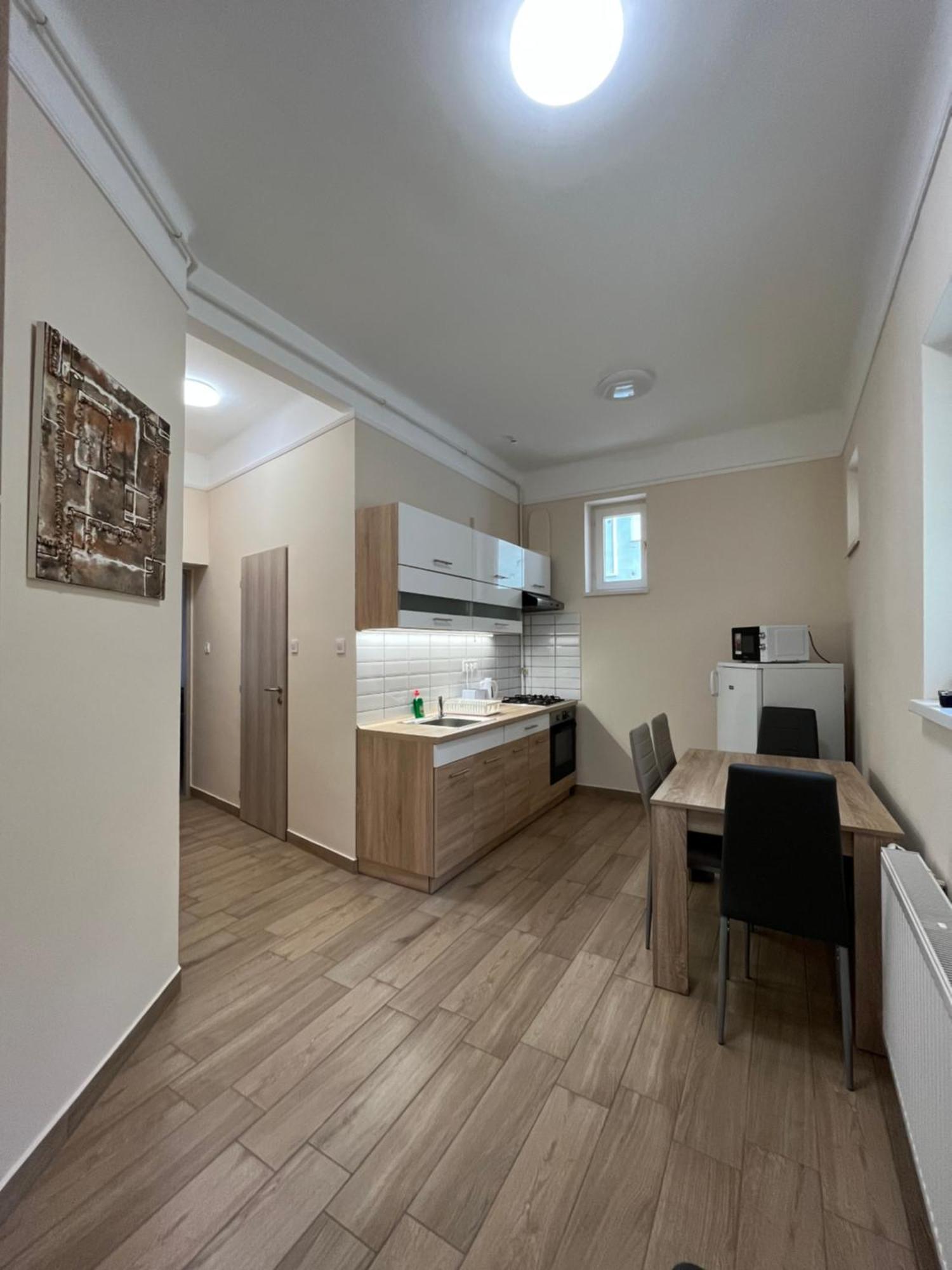 Albi Apartman Сегед Экстерьер фото